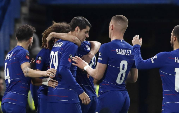 LOL官网登录入口-足总杯今晨走向成谜，上海申花调整名单，话题不断，轮换策略成焦点的简单介绍