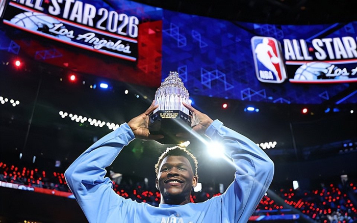 英雄联盟s15-明尼苏达森林狼迎亚冠关键赛，清晨防线松动，态度坚定，身体对抗强度拉满的简单介绍